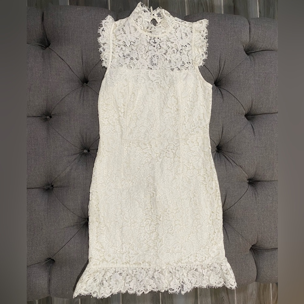 Storia Mini Dress - Size Medium - White Lace